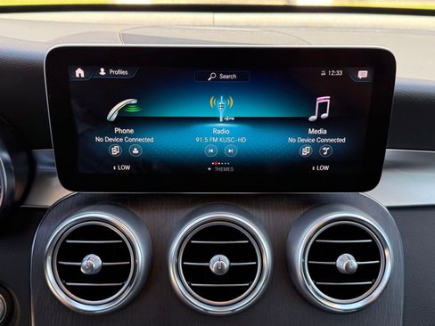 Used 2022 Mercedes-Benz GLC 300 image 36