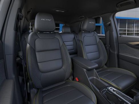 New 2025 Chevrolet TrailBlazer ACTIV w/ Convenience Package FWD image 17