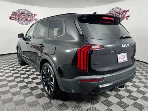 Used 2022 Kia Telluride SX w/ SX Prestige Package image 5