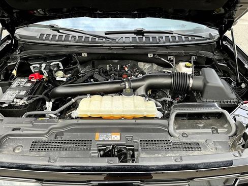 Certified 2025 Ford Expedition Max Platinum w/ Stealth Performance Package AWD/4WD image 33