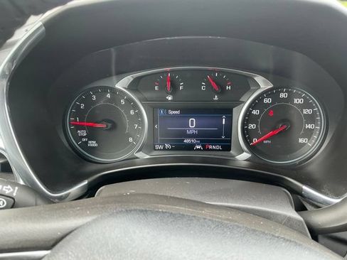 Used 2020 Chevrolet Equinox LT FWD image 23