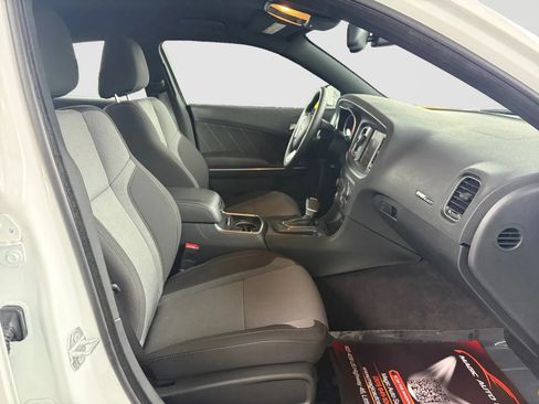 Used 2016 Dodge Charger R/T w/ Navigation & Travel Group RWD image 20