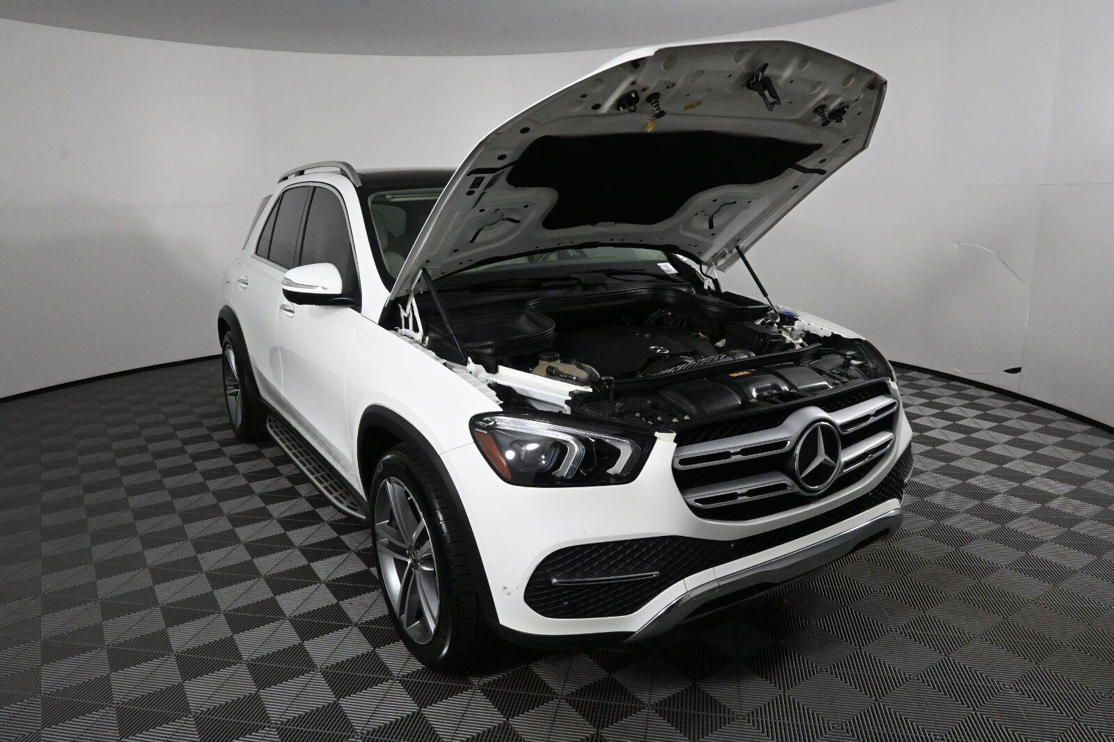 Certified 2020 Mercedes-Benz GLE 350 4MATIC image 30