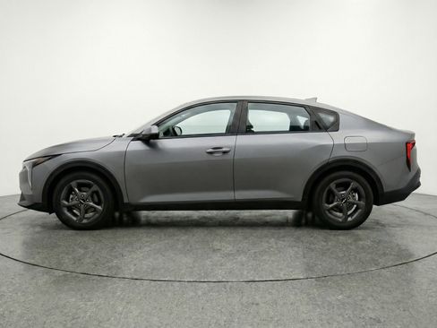 Used 2025 Kia K4 FWD image 5