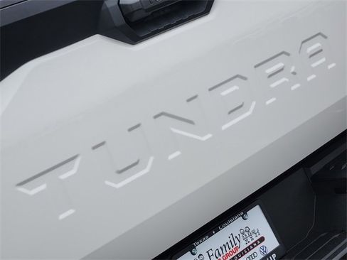 New 2026 Toyota Tundra SR image 8