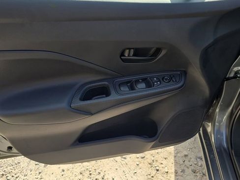 New 2025 Nissan Versa S w/ Trunk Package FWD image 17