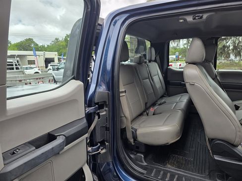 Used 2017 Ford F550 4x4 SuperCab Super Duty image 26