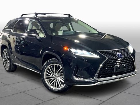 Used 2022 Lexus RX 450hL Luxury w/ Cold Area Package (CT) image 5