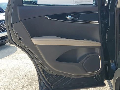 Certified 2023 Lincoln Nautilus Reserve image 14