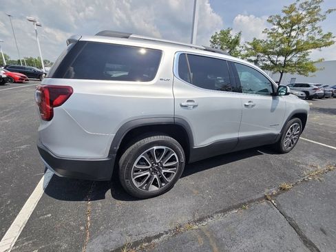 Used 2020 GMC Acadia SLT AWD/4WD image 8