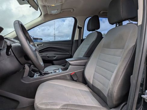 Used 2017 Ford Escape S image 14