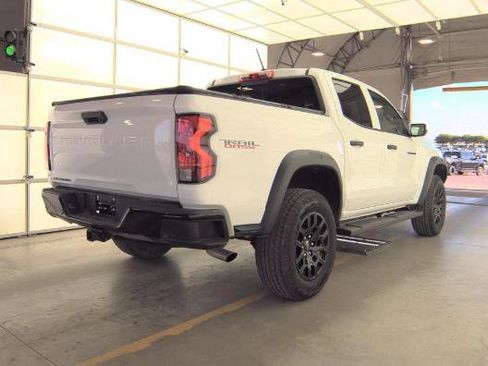 Used 2024 Chevrolet Colorado Trail Boss w/ Advanced Trailering Package image 4