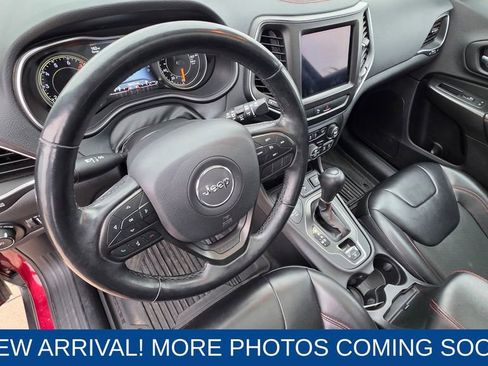 Used 2020 Jeep Cherokee Trailhawk w/ Comfort/Convenience Group image 12