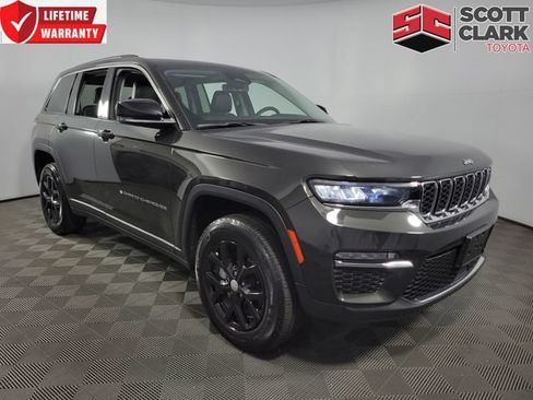 Used 2023 Jeep Grand Cherokee Limited AWD/4WD image 1