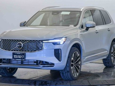 New 2026 Volvo XC90 T8 Plus w/ Protection Package Premier image 1