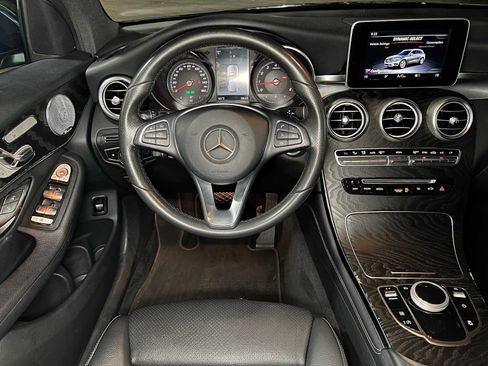Certified 2018 Mercedes-Benz GLC 300 4MATIC image 39