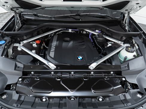 New 2026 BMW X7 xDrive40i w/ Executive Package image 9