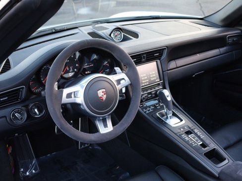 Used 2015 Porsche 911 Carrera GTS image 25