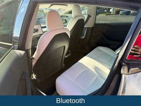 Used 2023 Tesla Model 3 Standard Range RWD image 6