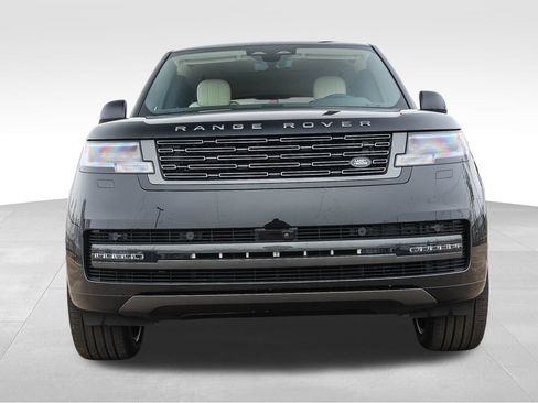 New 2026 Land Rover Range Rover SE image 2