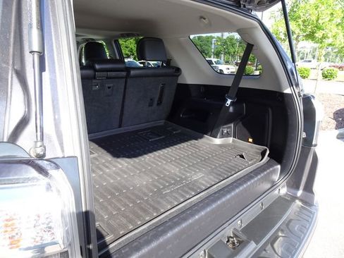 Used 2016 Toyota 4Runner Limited AWD/4WD image 32