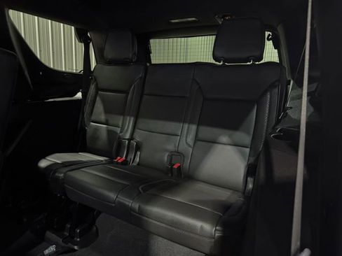 Used 2023 GMC Yukon Denali w/ Advanced Technology Package image 25