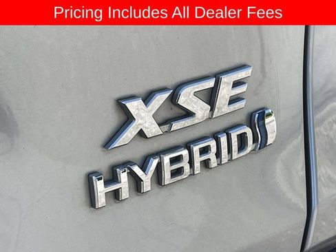 Used 2019 Toyota RAV4 XSE AWD/4WD image 13