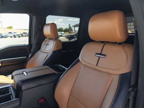 Used 2024 Ford F350 Platinum image 23