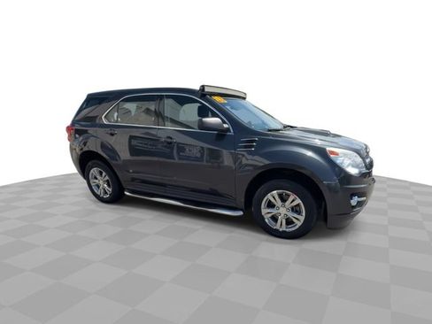 Used 2013 Chevrolet Equinox LS FWD image 2