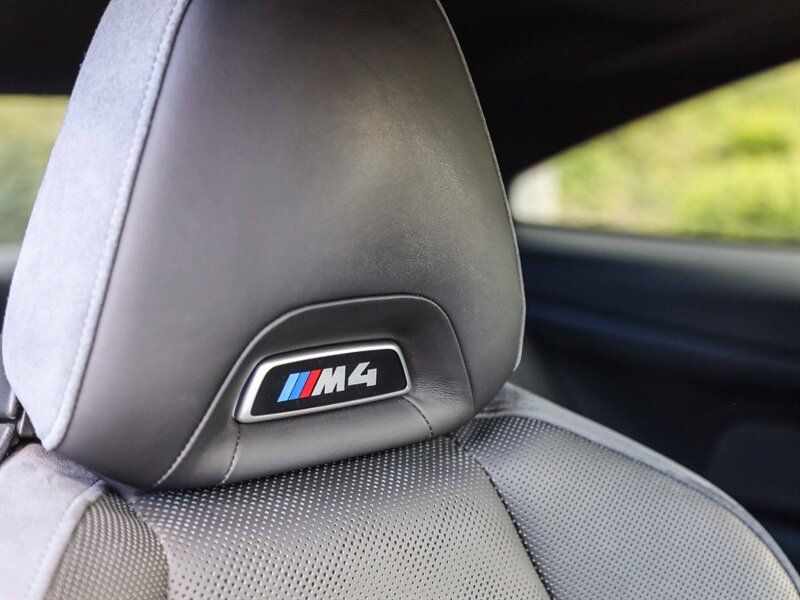 Used 2022 BMW M4 Competition w/ Executive Package RWD image 20