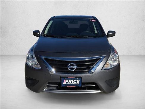 Used 2018 Nissan Versa S Plus image 2