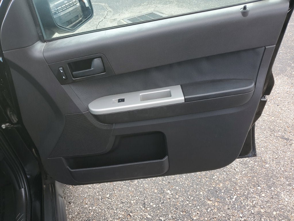 Used 2012 Ford Escape XLT FWD image 45