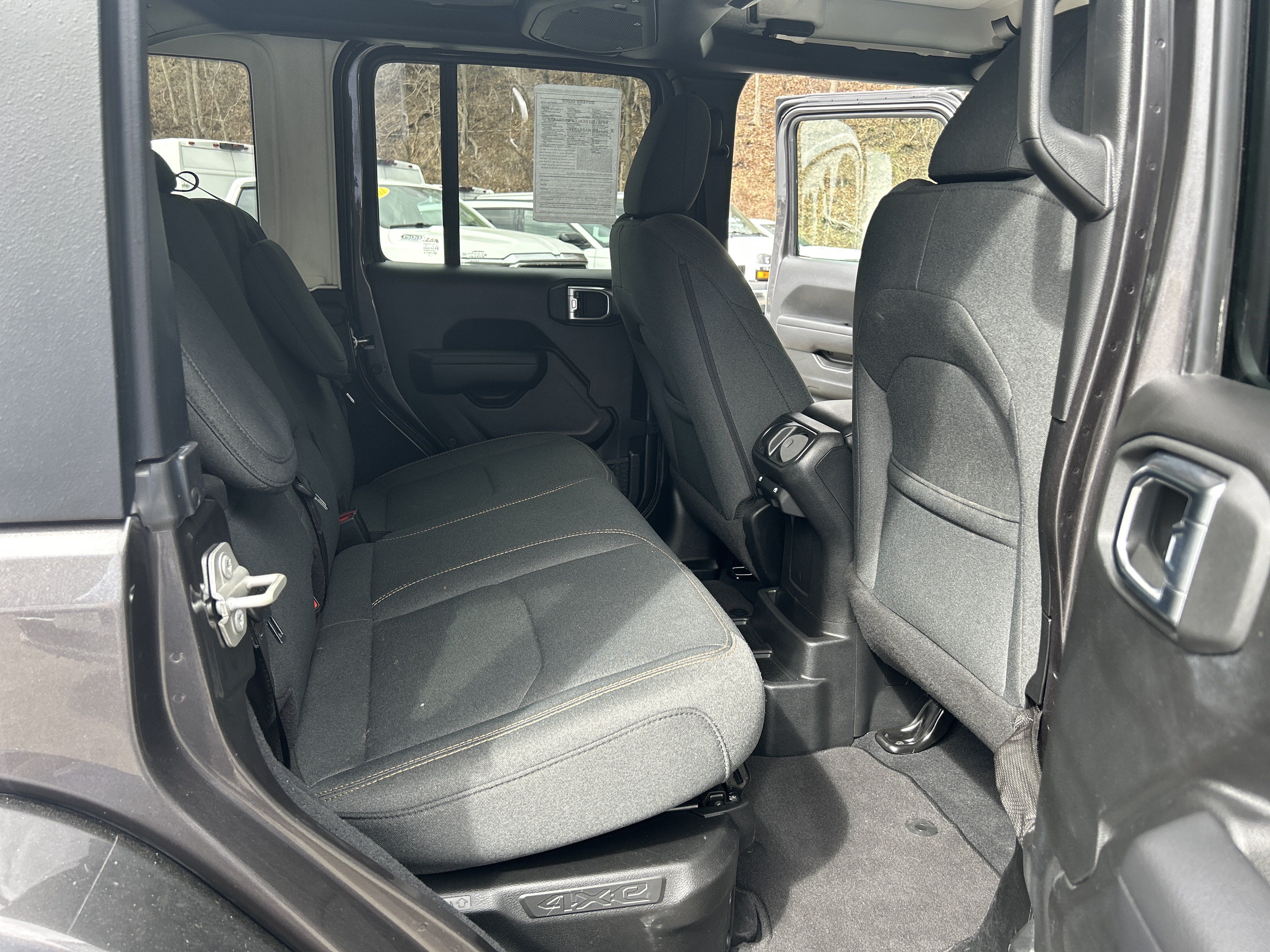 Used 2024 Jeep Wrangler Sport S w/ Convenience Group AWD/4WD image 17