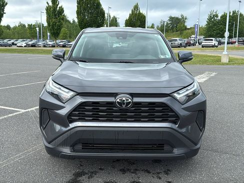 Used 2023 Toyota RAV4 LE AWD/4WD image 16