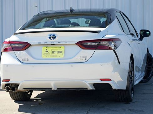 Used 2023 Toyota Camry XSE w/ Navigation Package image 4