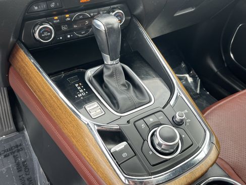 Used 2018 MAZDA CX-9 Signature AWD/4WD image 25