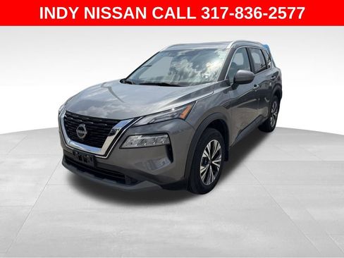 Used 2023 Nissan Rogue SV w/ SV Premium B Package image 2