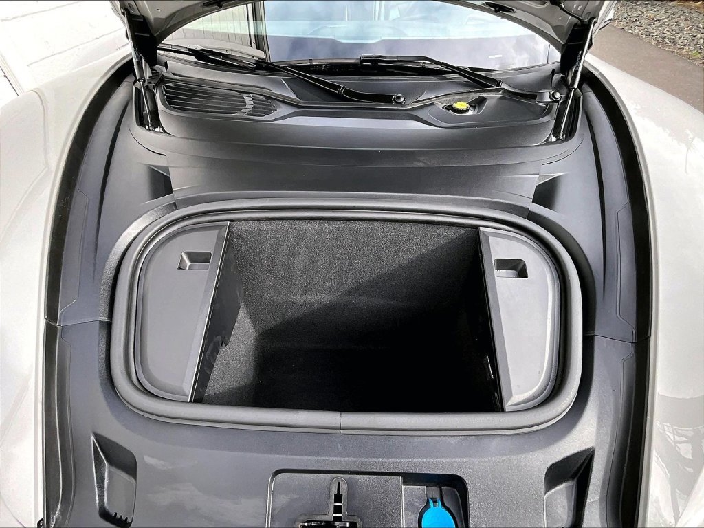 Certified 2024 Porsche Taycan RWD image 15