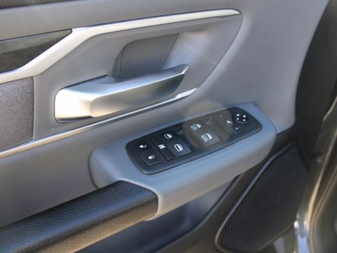 Certified 2021 RAM 1500 Big Horn w/ Trailer Tow Group image 39