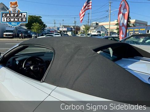 Used 2022 Audi R8 V10 w/ Carbon Exterior Package image 24