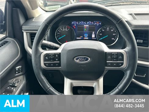 Used 2024 Ford Expedition XLT RWD image 28