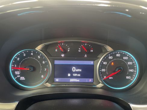 Used 2023 Chevrolet Traverse LT AWD/4WD image 18