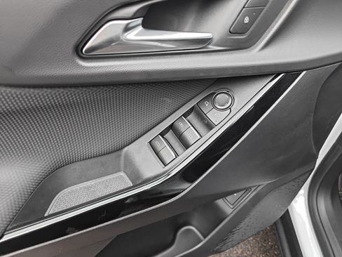 Certified 2026 Chevrolet Equinox RS AWD/4WD image 12