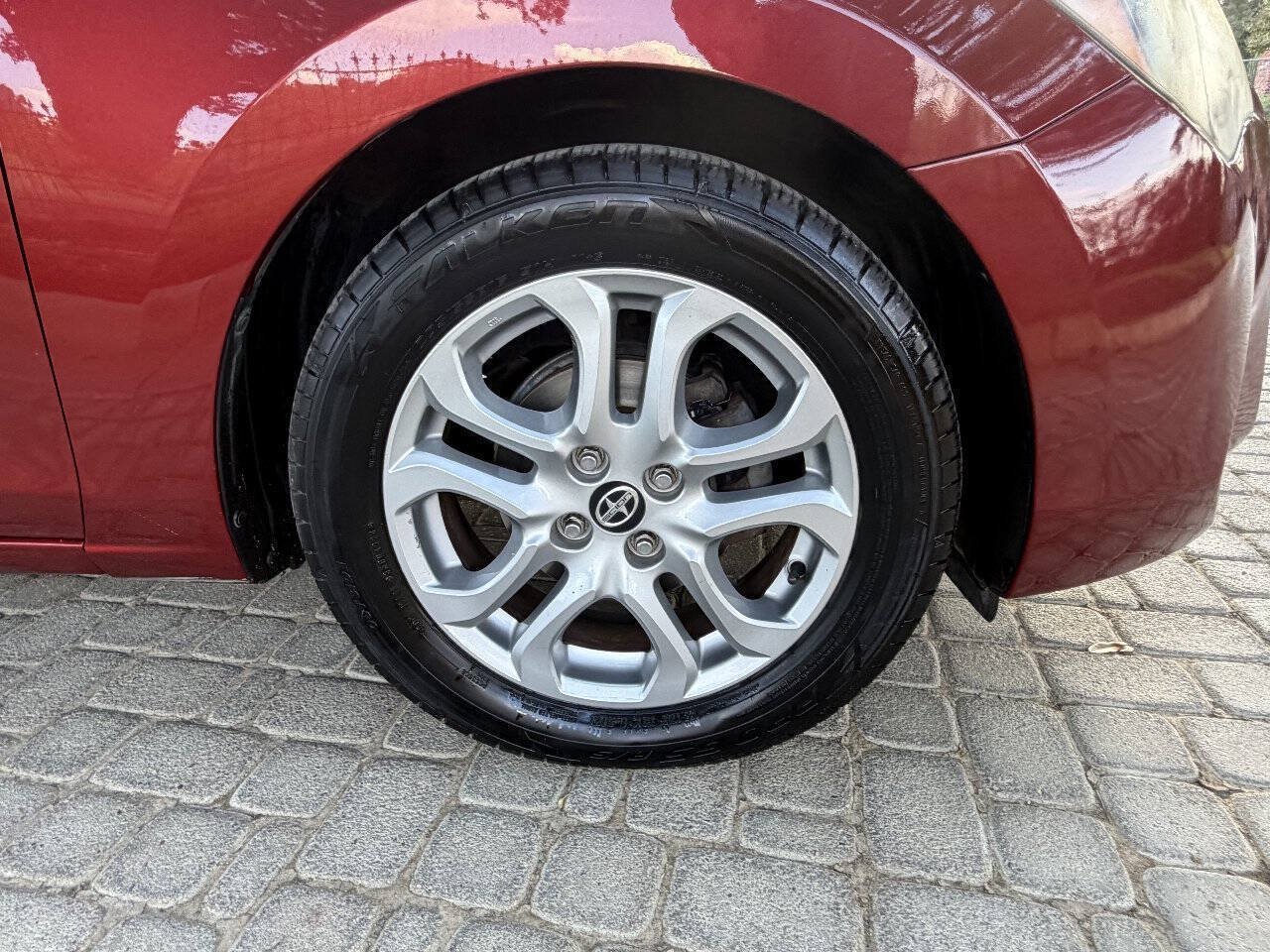 Used 2016 Scion iA FWD image 20