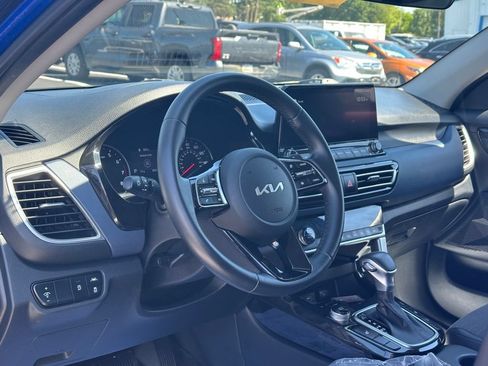 Used 2022 Kia Seltos Nightfall Edition AWD/4WD image 18