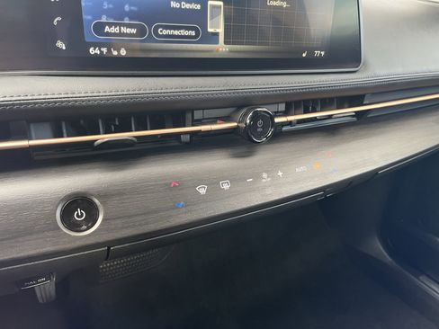 Certified 2025 Nissan Ariya ENGAGE image 25