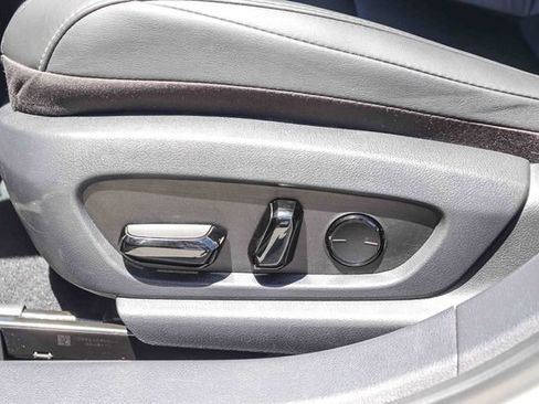 Used 2024 Lexus ES 350 w/ Premium Package FWD image 20