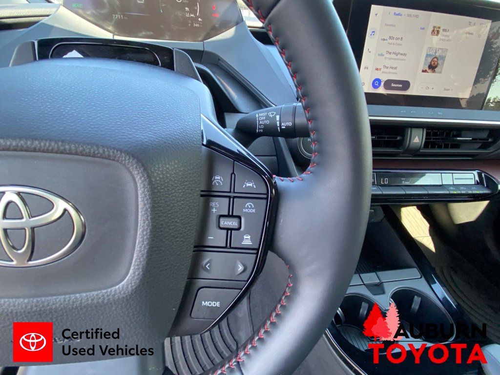 Certified 2026 Toyota Prius Plug-In Hybrid FWD image 37