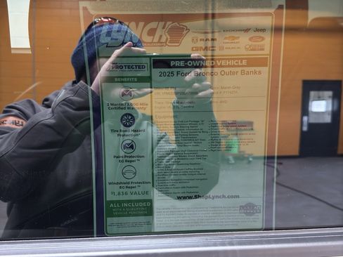 Used 2025 Ford Bronco Outer Banks w/ Sasquatch Package image 36