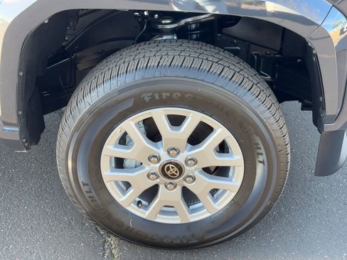 Certified 2025 Toyota Tacoma SR5 image 11